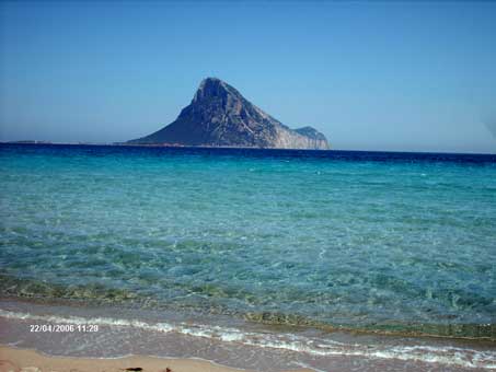Vacanze case in Sardegna. locazioni immobiliari casa vacanza al mare san Teodoro affitti vicino olbia Golfo Aranci. Spiaggia la Cinta