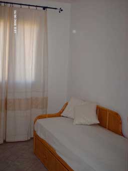 seconda camera da letto Appartamento vacanze al mare vicino Olbia San Teodoro casa in Sardegna annunci affitto estate - Fotografie case in zona