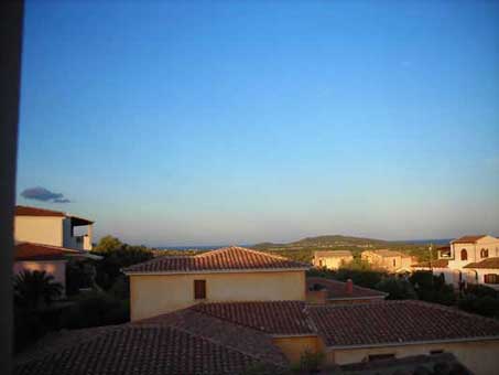 vista case Appartamento vacanze al mare vicino Olbia San Teodoro casa in Sardegna annunci affitto estate - Fotografie case in zona